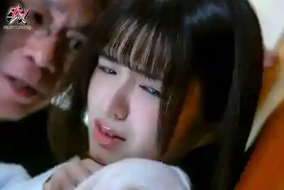 DASS-936 給討厭男人的纖細美乳繼女偷下春藥整整一週 子宮疼到失去理性 嘴上說著討厭身體卻開始渴求繼父的巨根 ~ 仓本菫的劇照7